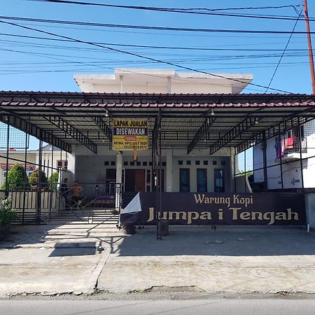 Hotel Oyo 93162 Cempaka Syariah Medan Exterior foto
