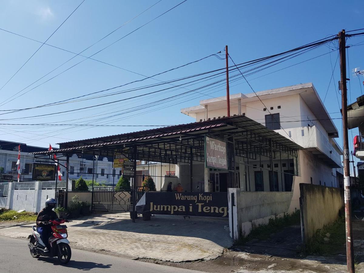 Hotel Oyo 93162 Cempaka Syariah Medan Exterior foto